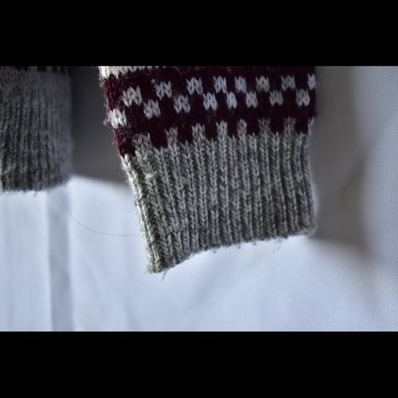 Sweater - Picture 7 of 9